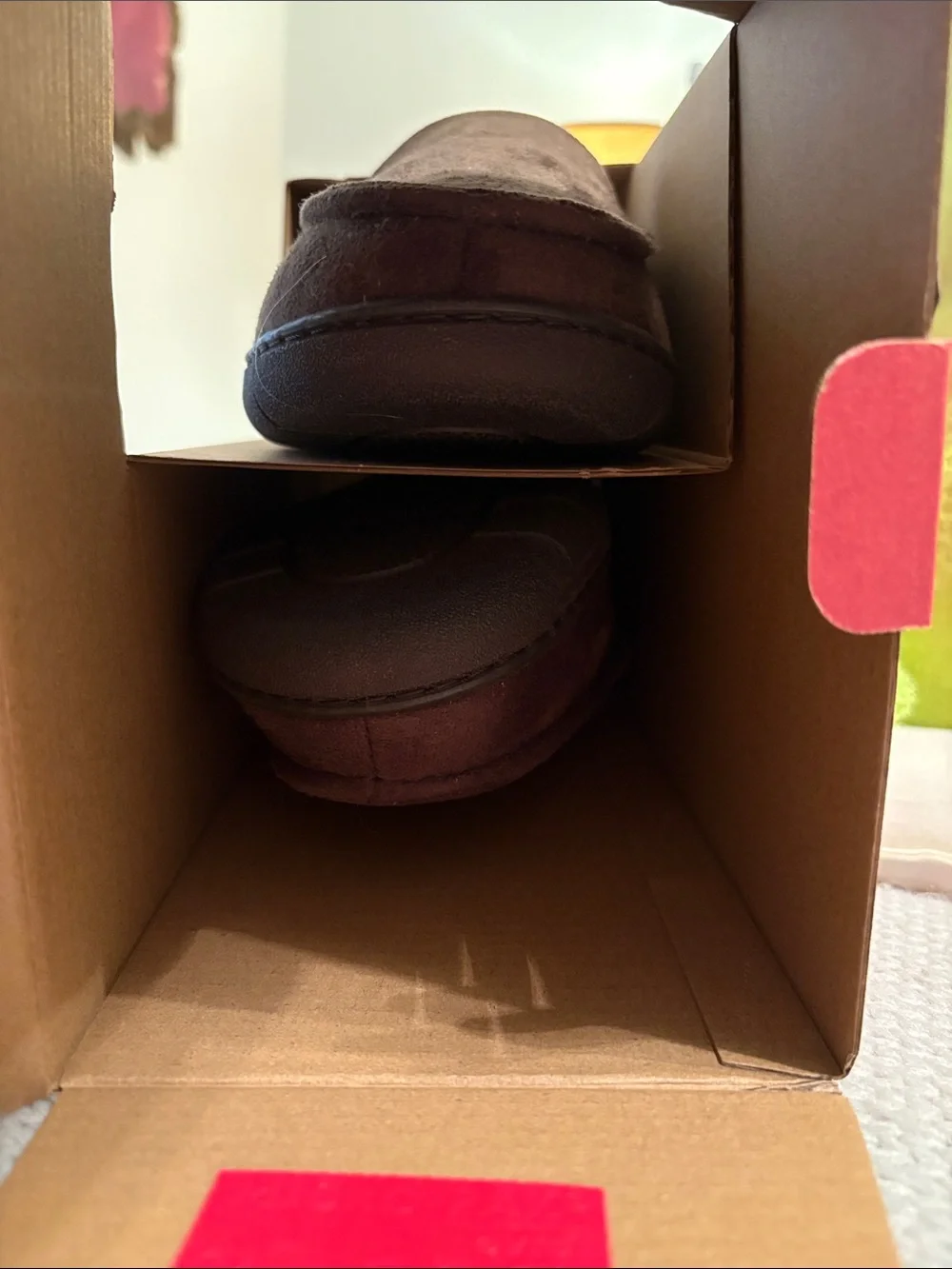 NIB Levi’s Memory Foam Unisex Slippers Size Medium 8-9